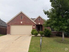 Building Photo - 917 Bird Creek Dr