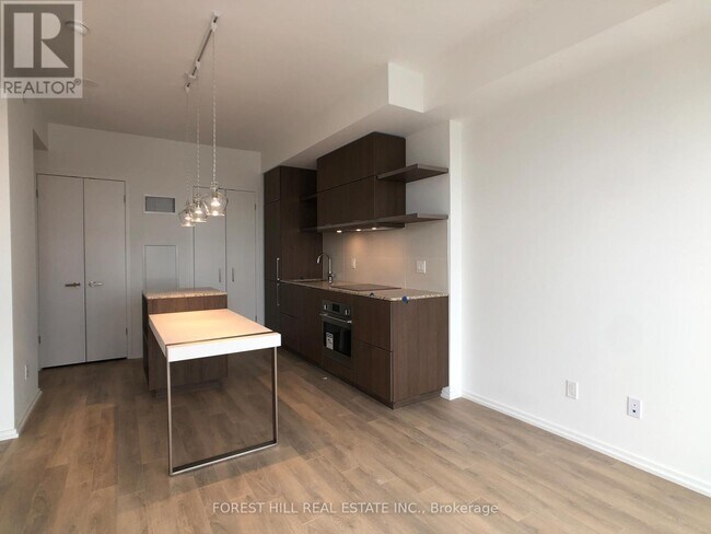 Photo du bâtiment - 197 Yonge St