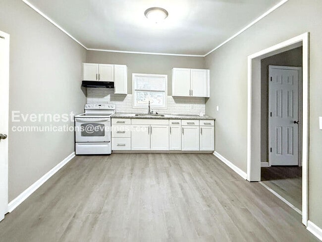 Foto del edificio - 3335 31st Pl N