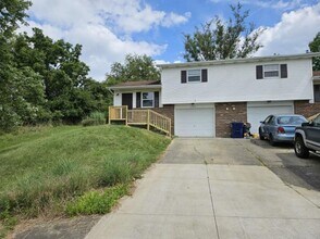 Building Photo - 1231 Green Valley Dr