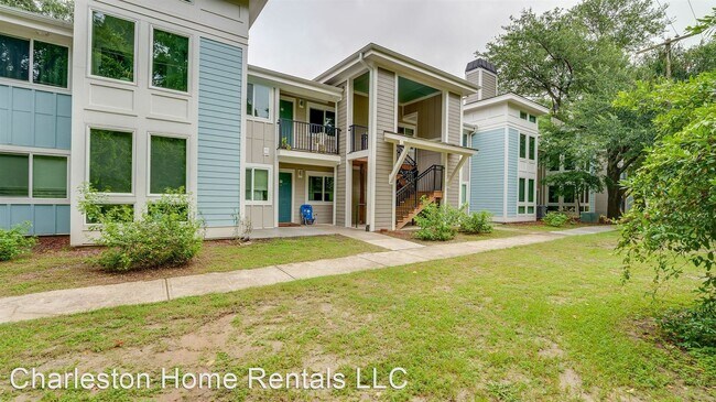 Building Photo - 274 Alexandra Dr