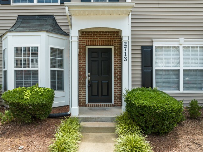 Building Photo - 2713 Wyntercrest Ln