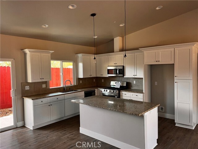 Building Photo - 8597 Atascadero Ave