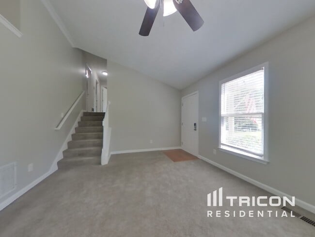 Foto del edificio - 146 Aztec Way SE