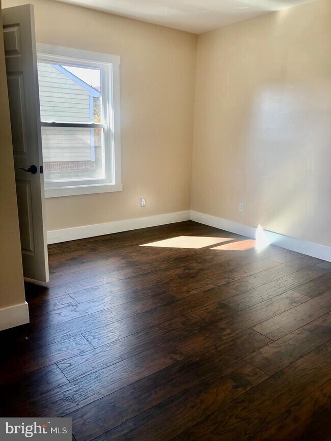 6373 Railroad St, Mount Jackson, VA 22842 House Rental in Mount