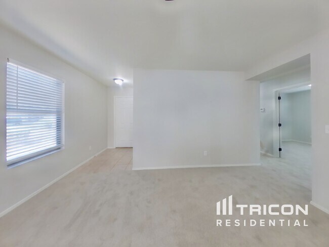 Foto del edificio - 668 E Springfield Pl