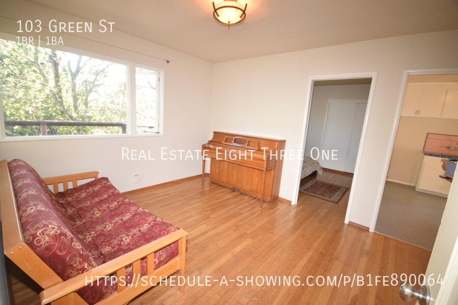 Primary Photo - 103 Green St
