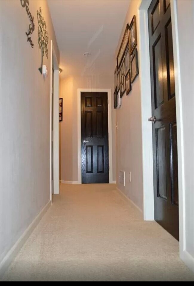 Foto del edificio - 633 Lakeview Ave