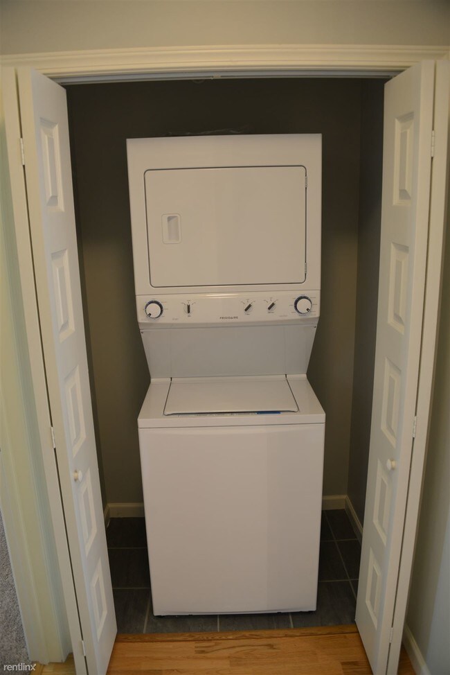 Foto del edificio - 4422 Cypress Ln