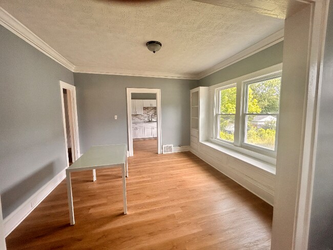 Foto del edificio - 3461 E 118th St