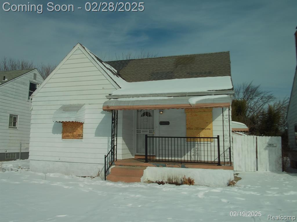 Primary Photo - 15675 Lappin St