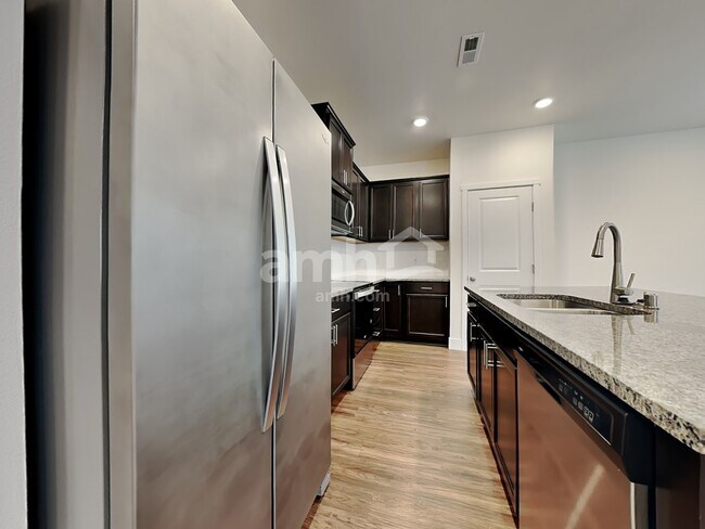 Foto del edificio - 9226 Shootingstar St SE