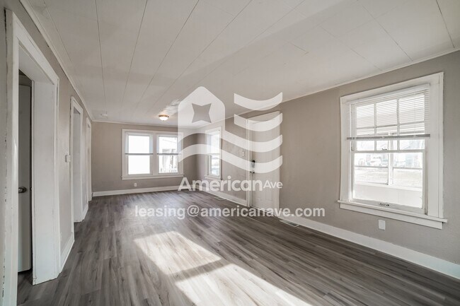 Building Photo - 1117 Woodlawn Ct