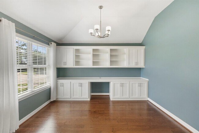 Building Photo - 9949 Boulder Bend Ln