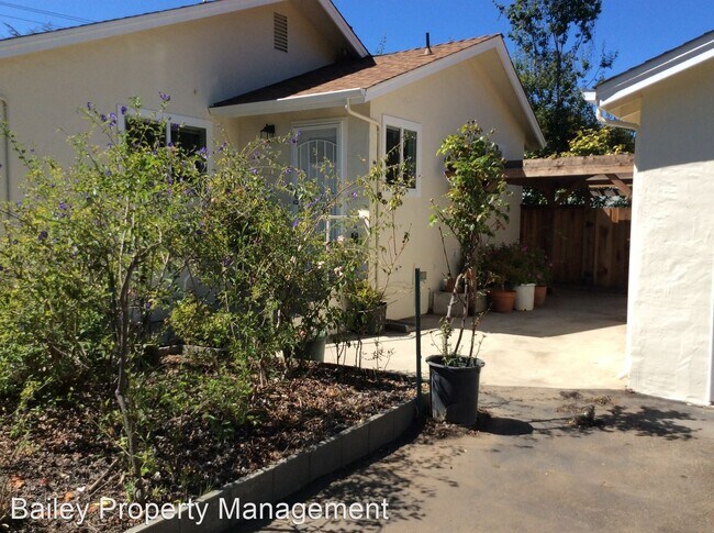 Building Photo - 2 br, 1 bath House - 2740 Monterey Avenue