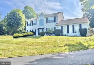 Building Photo - 3257 Charles Griffin Dr