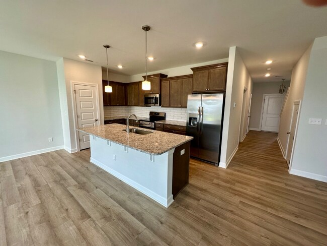 Building Photo - 27 Pansy Pk