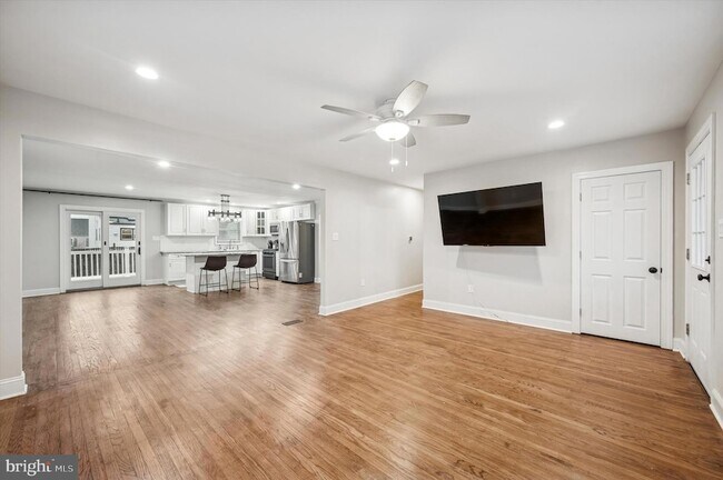 Foto del edificio - 607 Jackson Ave