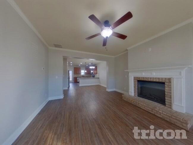 Building Photo - 11350 Freeman Way