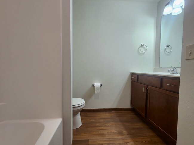 Bathroom (1BR) - Cedar Pointe Estates Apartments