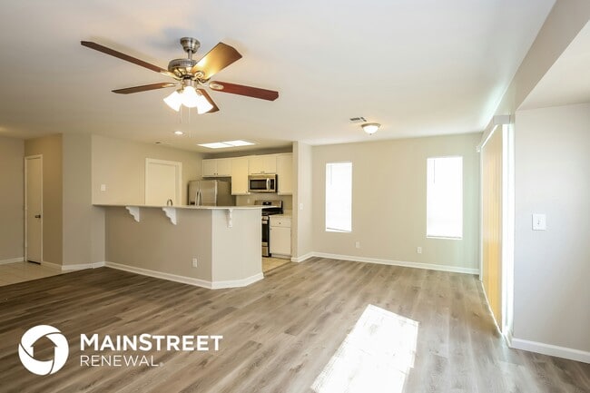 Building Photo - 5324 N Padero Dr