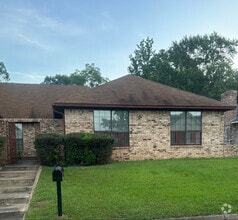 Building Photo - 310 Brookwood Dr