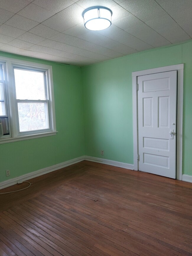 Foto del edificio - 4715 Mathis St