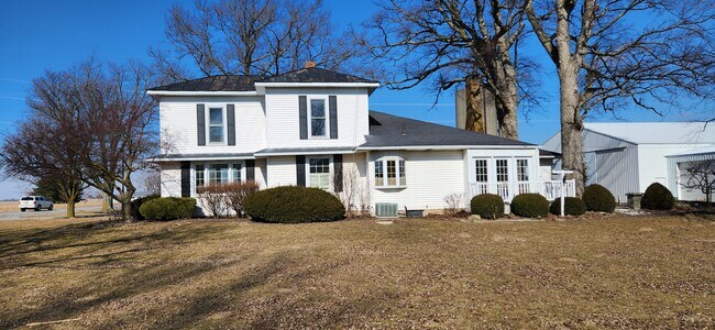 Foto del edificio - 8090 N West St