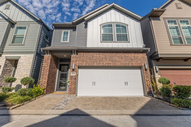 Foto del edificio - 10930 Brambling Wood Dr