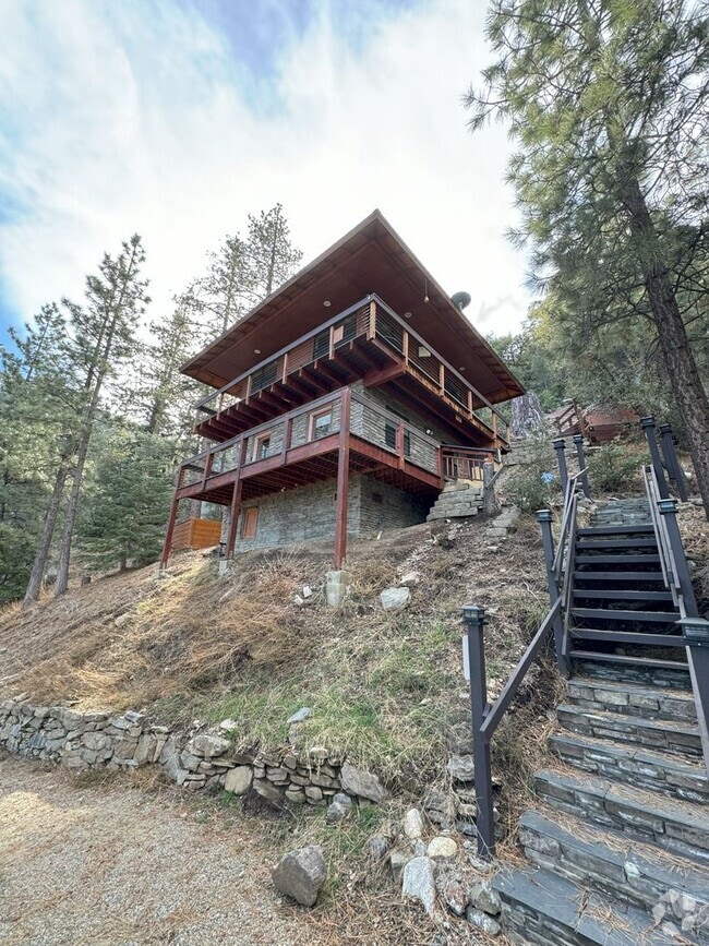 Building Photo - 1317 Zermatt Ct