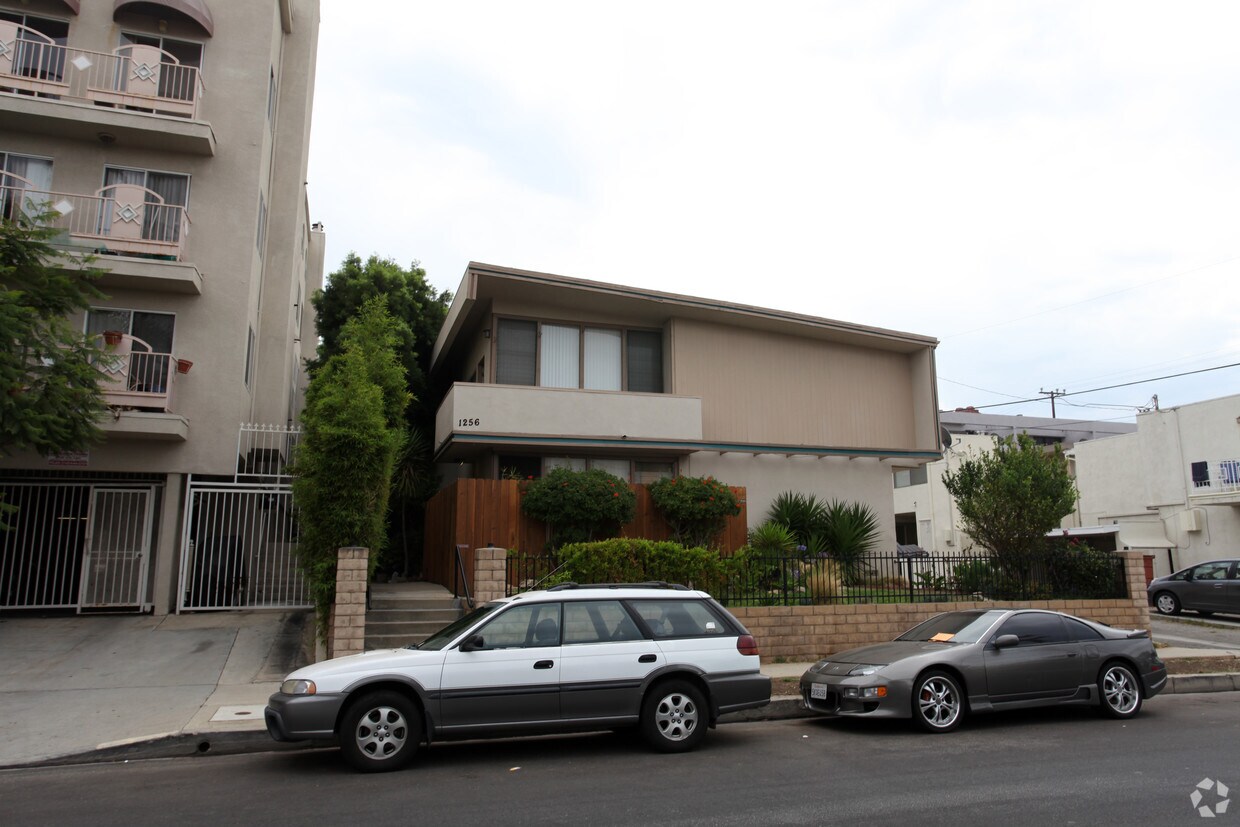 Building Photo - 1256 S Westgate Ave