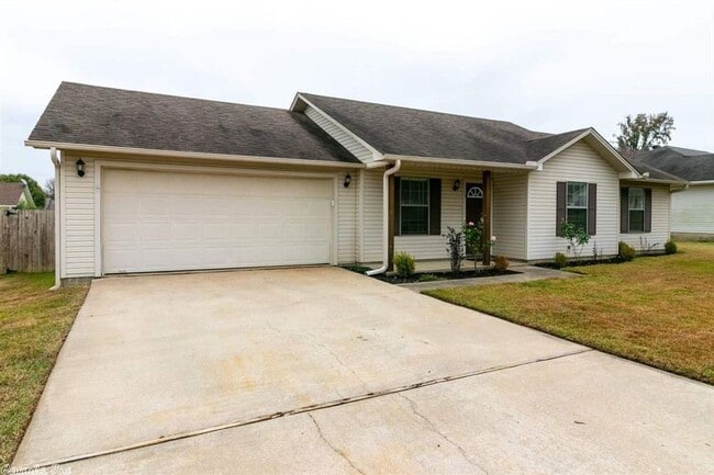 Building Photo - 37 Wolverine Dr