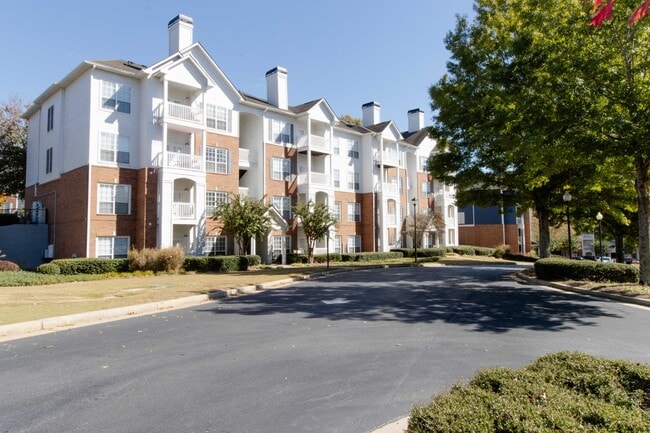 Building Photo - The Crest at Sugarloaf