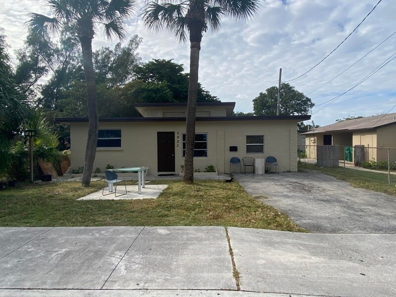 Primary Photo - 2925 Avenue J