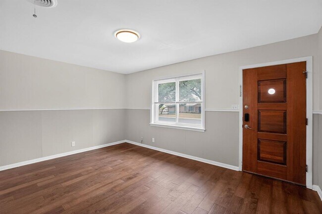 Foto del edificio - 105 Shannon Ln