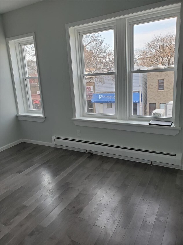 922 Broadway, Bayonne, NJ 07002 House Rental in Bayonne, NJ