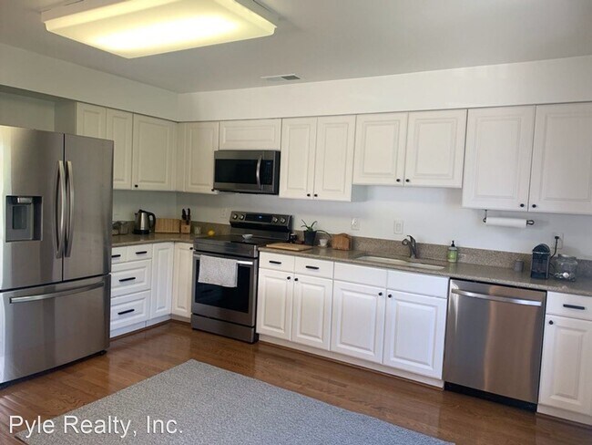 Foto del edificio - 4 br, 2.5 bath House - 115 78th Street