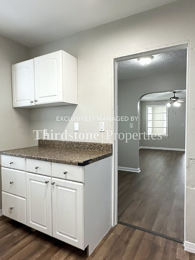 Foto del edificio - 2406 Lamee Ave, Jacksonville, FL 32207