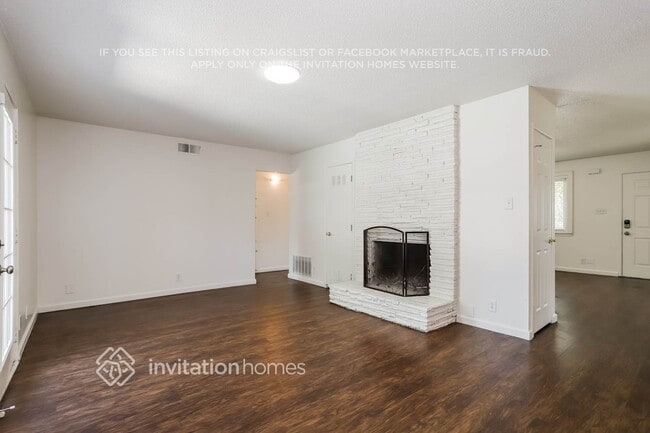 Building Photo - 8169 Patton Ave