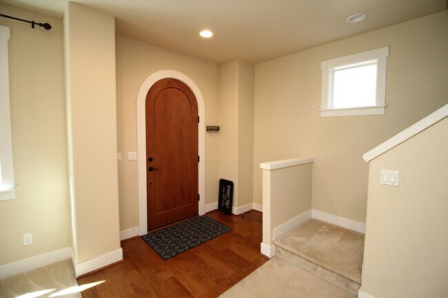 Foto del edificio - 420 SW 204th Terrace
