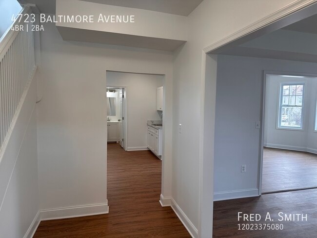 Foto del edificio - 4723 Baltimore Ave