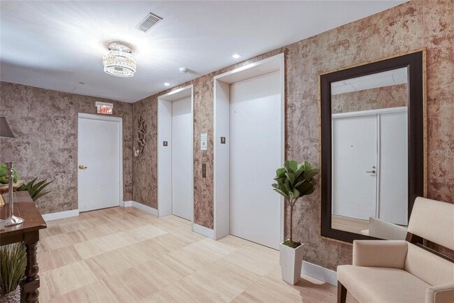 Building Photo - 3101 Bayshore Blvd