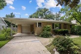 Building Photo - 662 Garfield Ave