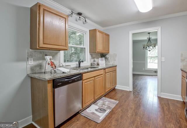 Foto del edificio - 205 Kingswood Dr