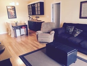 Building Photo - 2444 S Kinnickinnic Ave