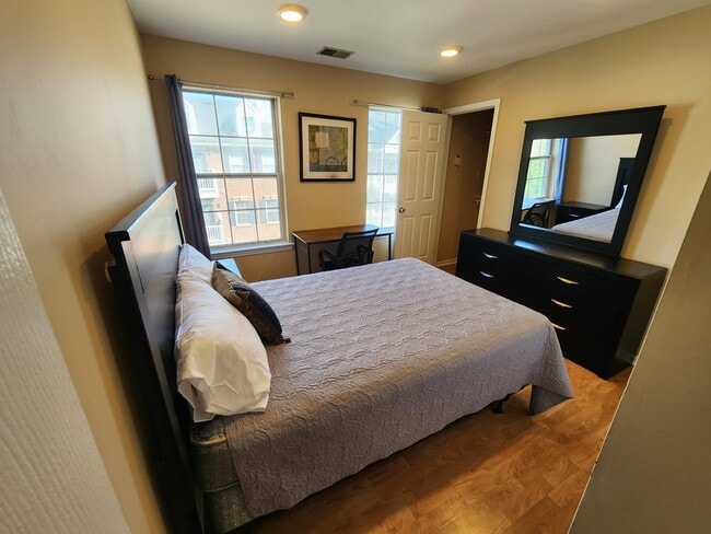 Photo - 12 Colgate Dr Townhome