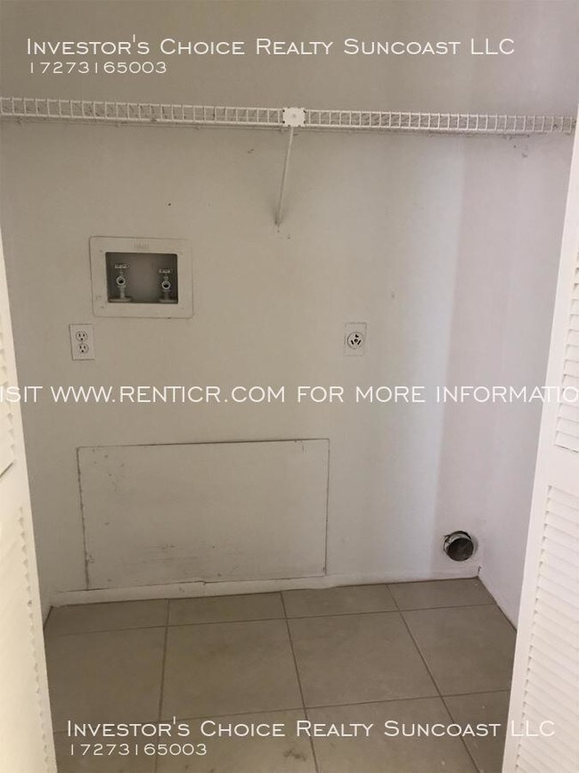 Foto del edificio - 6544 Orange Blossom Trail