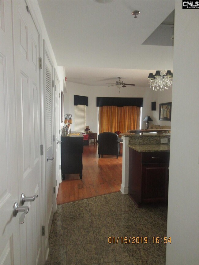 Foto del edificio - 1100 Bluff Rd