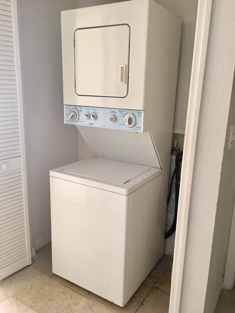 8313 Bernwood Cove Loop Unit 1205, Fort Myers, FL 33966 - Condo for