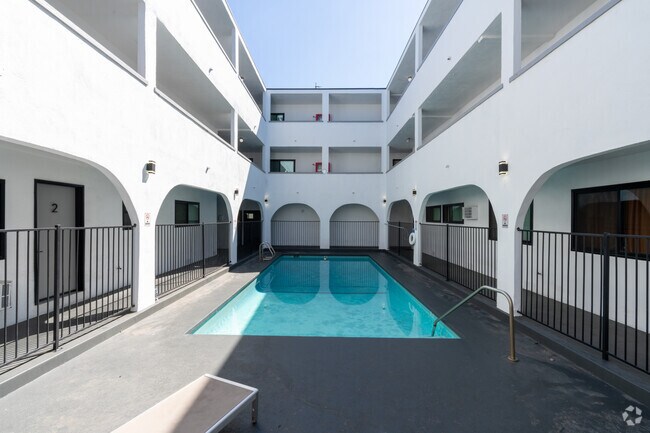 Foto del edificio - Woodman Apartments